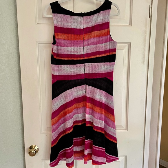 Julian Taylor New York Sleeveless Striped Dress - Picture 7 of 11